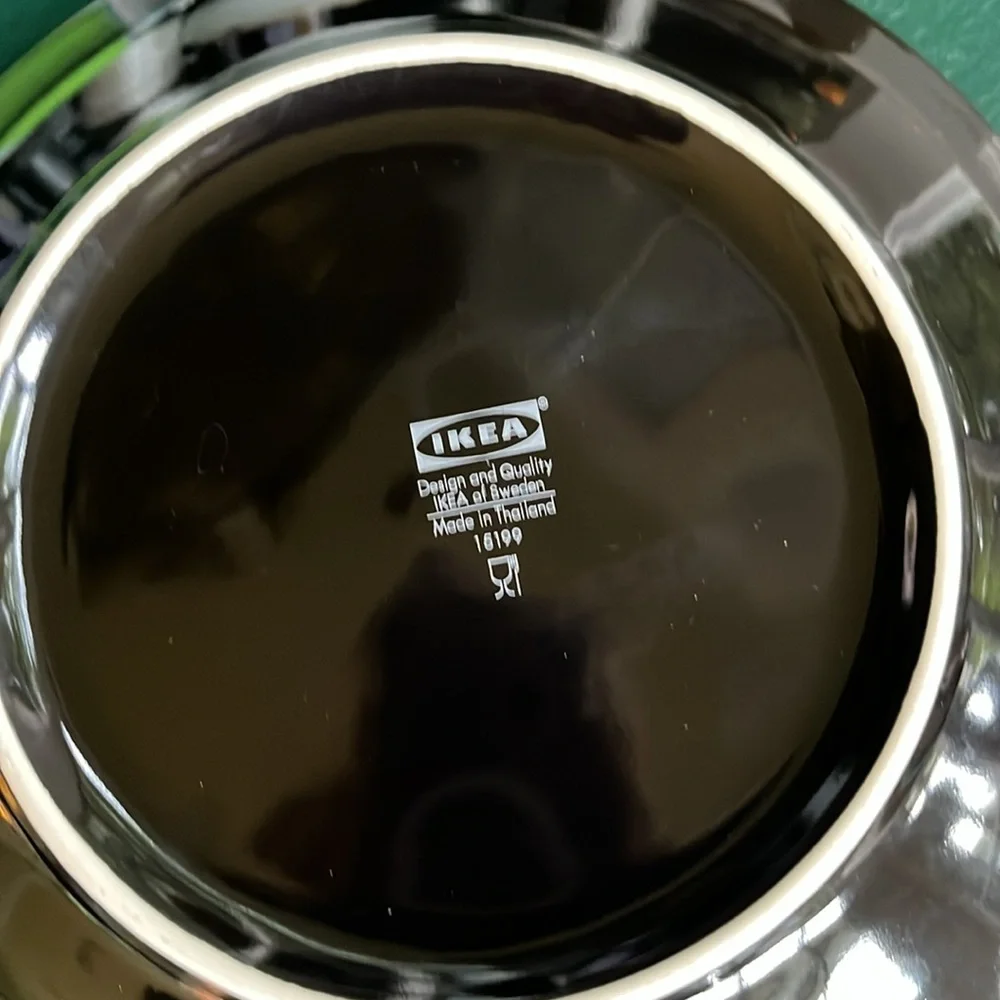 IKEA Sleek Black Dinnerware Tray and Plate